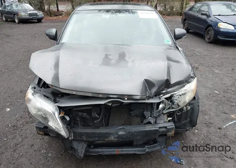 2011 Toyota Avalon Limited z USA, uszkodzony, nr VIN 4T1BK3DB4BU373050